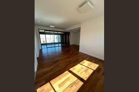 Sala de apartamento à venda com 3 quartos, 160m² em Vila Olímpia, São Paulo