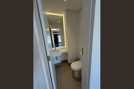 Apartamento à venda com 160m², 3 quartos e 3 vagas Apartamento à venda com 160m², 3 quartos e 3 vagasBanheiro