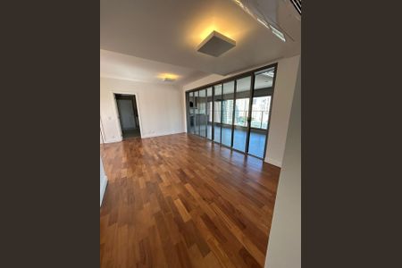 Sala de apartamento à venda com 3 quartos, 160m² em Vila Olímpia, São Paulo