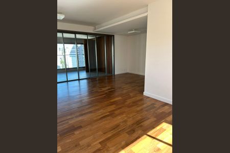 Sala de apartamento à venda com 3 quartos, 160m² em Vila Olímpia, São Paulo