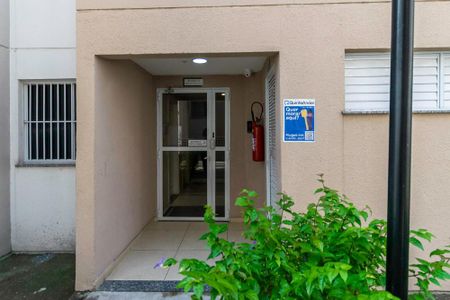 Apartamento para alugar com 47m², 2 quartos e sem vagaFachada da entrada do bloco