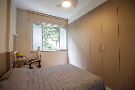 Apartamento à venda com 72m², 3 quartos e 1 vaga Apartamento à venda com 72m², 3 quartos e 1 vagaQuarto Suite