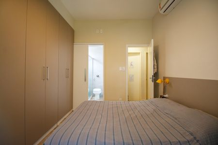 Apartamento à venda com 72m², 3 quartos e 1 vaga Apartamento à venda com 72m², 3 quartos e 1 vagaQuarto Suite