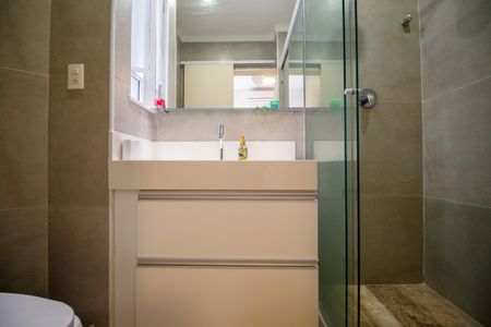 Apartamento à venda com 72m², 3 quartos e 1 vaga Apartamento à venda com 72m², 3 quartos e 1 vagaBanheiro Social