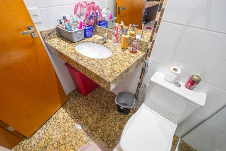 Apartamento à venda com 170m², 3 quartos e 4 vagas Apartamento à venda com 170m², 3 quartos e 4 vagassuite