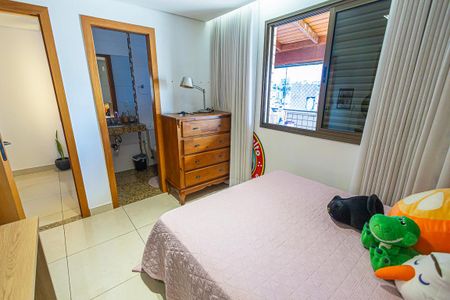 Apartamento à venda com 170m², 3 quartos e 4 vagas Apartamento à venda com 170m², 3 quartos e 4 vagasquarto 3 / suite