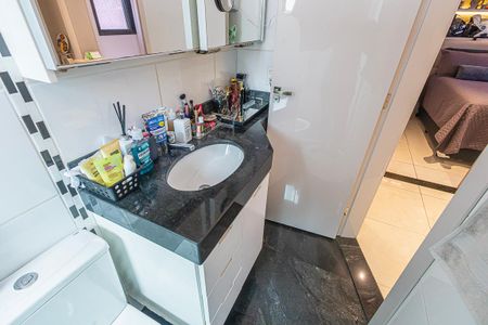 Apartamento à venda com 170m², 3 quartos e 4 vagas Apartamento à venda com 170m², 3 quartos e 4 vagassuite