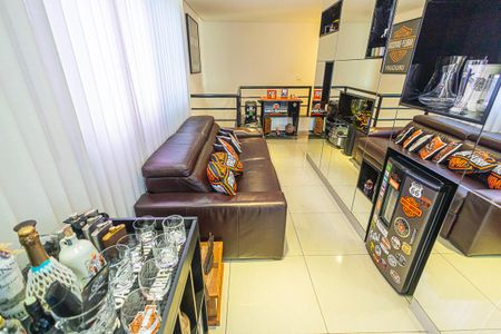 Apartamento à venda com 170m², 3 quartos e 4 vagas Apartamento à venda com 170m², 3 quartos e 4 vagassala / cobertura