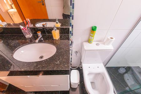 Apartamento à venda com 170m², 3 quartos e 4 vagas Apartamento à venda com 170m², 3 quartos e 4 vagasbanheiro