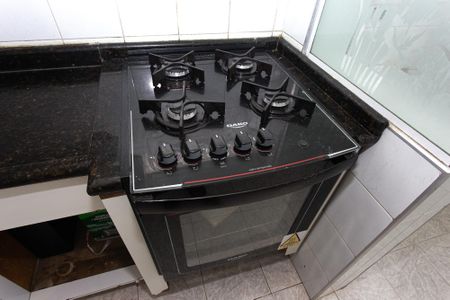 Apartamento para alugar com 48m², 2 quartos e 1 vagaCozinha - Fogão