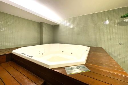 Apartamento para alugar com 122m², 3 quartos e 2 vagas Apartamento para alugar com 122m², 3 quartos e 2 vagasÁrea comum