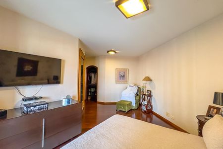 Apartamento à venda com 374m², 4 quartos e 4 vagasSuíte Master