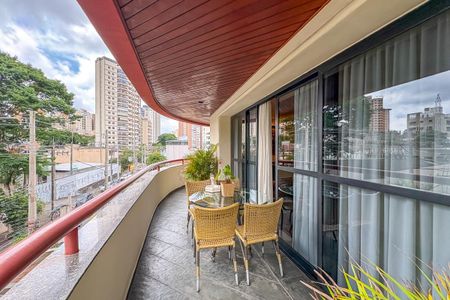 Apartamento à venda com 374m², 4 quartos e 4 vagasVaranda Gourmet