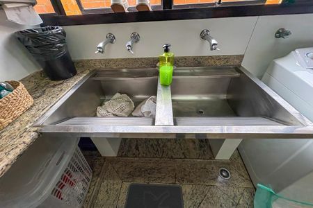 Apartamento à venda com 374m², 4 quartos e 4 vagasÁrea de Serviço