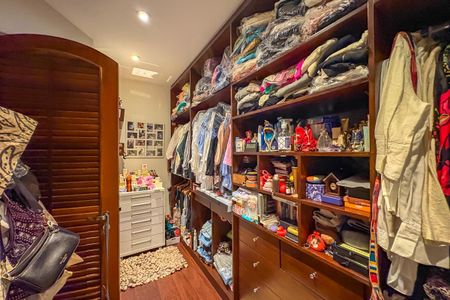 Apartamento à venda com 374m², 4 quartos e 4 vagasClose da Varanda da Suíte Master