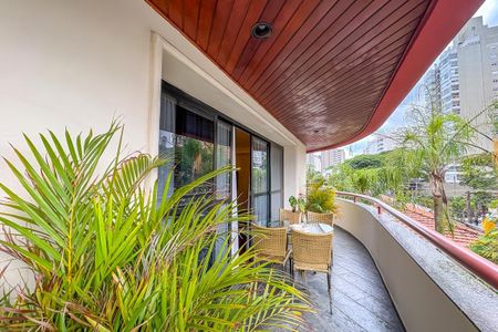 Apartamento à venda com 374m², 4 quartos e 4 vagasVaranda Gourmet