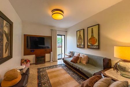 Apartamento à venda com 374m², 4 quartos e 4 vagasSala de TV