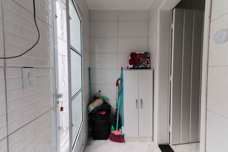 Casa de condomínio à venda com 165m², 2 quartos e 1 vaga Casa de condomínio à venda com 165m², 2 quartos e 1 vagaLavanderia