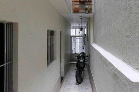 Casa à venda com 172m², 2 quartos e 1 vaga Casa à venda com 172m², 2 quartos e 1 vagaCorredor