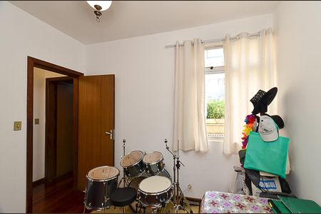 Quarto 2 de apartamento à venda com 3 quartos, 115m² em Santa Tereza, Belo Horizonte