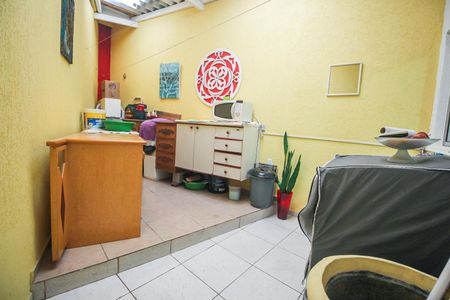 Casa para alugar com 90m², 2 quartos e 2 vagasÁrea de Serviço