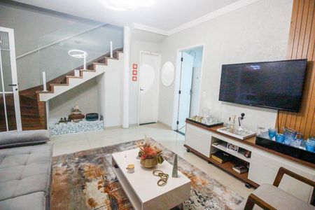 Sala de casa para alugar com 2 quartos, 90m² em Jardim Monte Alegre, Taboão da Serra