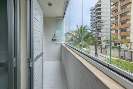 Apartamento para alugar com 75m², 2 quartos e 1 vagavaranda