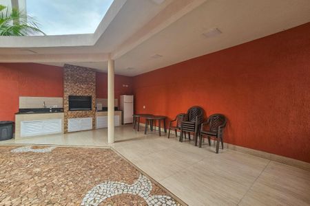 Apartamento para alugar com 75m², 2 quartos e 1 vagaÁrea de Lazer 