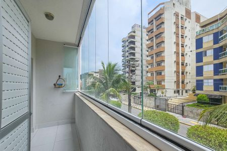 Apartamento para alugar com 75m², 2 quartos e 1 vagavaranda