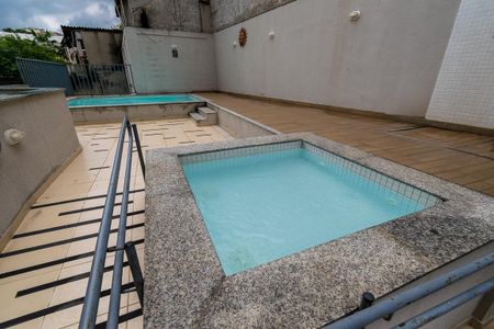Apartamento para alugar com 45m², 2 quartos e sem vagaÁrea comum - Piscina