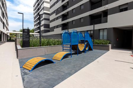 Apartamento para alugar com 75m², 2 quartos e 1 vaga Apartamento para alugar com 75m², 2 quartos e 1 vagaÁrea comum - Playground