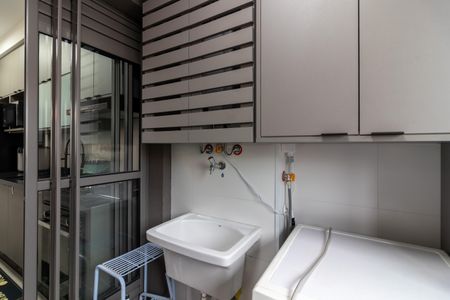 Apartamento para alugar com 75m², 2 quartos e 1 vaga Apartamento para alugar com 75m², 2 quartos e 1 vagaÁrea de Serviço