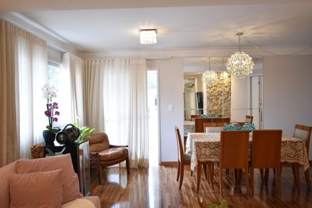 Apartamento à venda com 100m², 3 quartos e 2 vagasSala