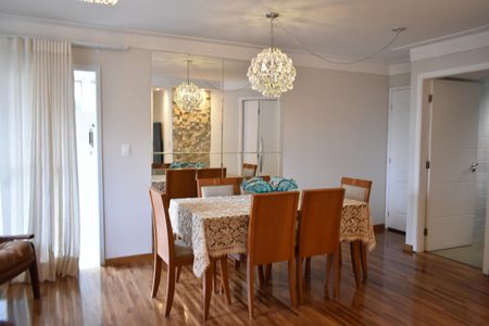 Apartamento à venda com 100m², 3 quartos e 2 vagasSala