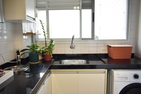 Apartamento à venda com 100m², 3 quartos e 2 vagasÁrea de Serviço