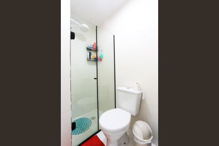 Apartamento para alugar com 57m², 2 quartos e 1 vaga Apartamento para alugar com 57m², 2 quartos e 1 vagaBanheiro da Suíte 1