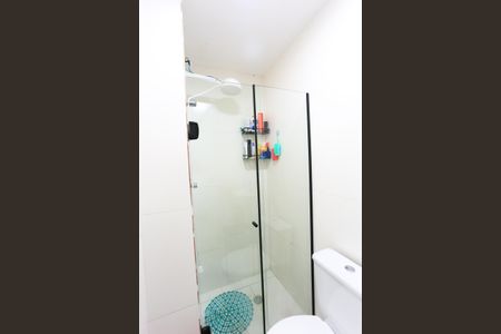 Apartamento para alugar com 57m², 2 quartos e 1 vaga Apartamento para alugar com 57m², 2 quartos e 1 vagaBanheiro da Suíte 1