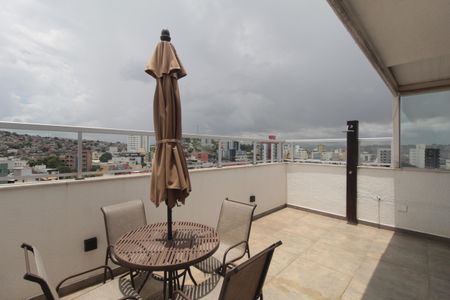 Apartamento à venda com 115m², 3 quartos e 3 vagasCobertura