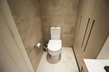 Apartamento à venda com 264m², 3 quartos e 4 vagasBanheiro da Suíte 3