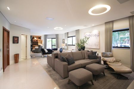 Apartamento à venda com 264m², 3 quartos e 4 vagasSala