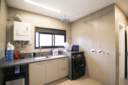 Apartamento à venda com 264m², 3 quartos e 4 vagasÁrea de Serviço