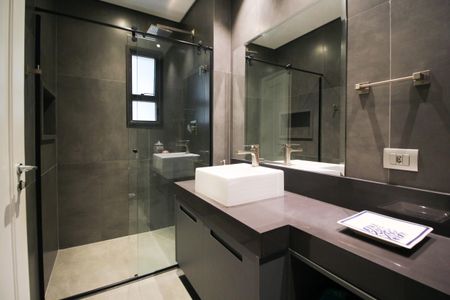 Apartamento à venda com 264m², 3 quartos e 4 vagasBanheiro da Suíte 2