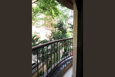 Apartamento à venda com 264m², 3 quartos e 4 vagasVaranda da Suíte 3