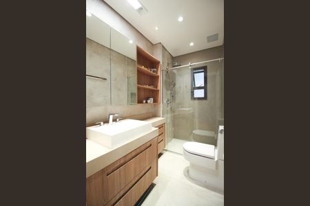 Apartamento à venda com 264m², 3 quartos e 4 vagasBanheiro 2 da Suíte 1