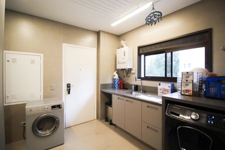 Apartamento à venda com 264m², 3 quartos e 4 vagasÁrea de Serviço