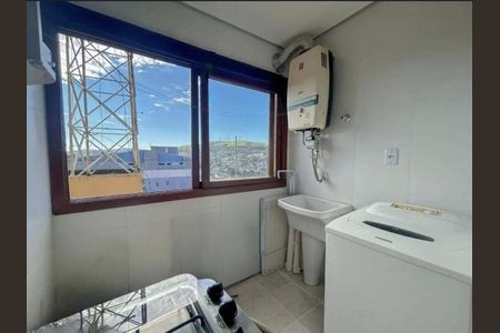 Área de serviço de apartamento à venda com 1 quarto, 45m² em Santo Antônio, Porto Alegre