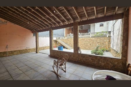 Casa para alugar com 350m², 3 quartos e 4 vagasQuintal