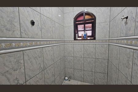 Casa para alugar com 350m², 3 quartos e 4 vagasBanheiro
