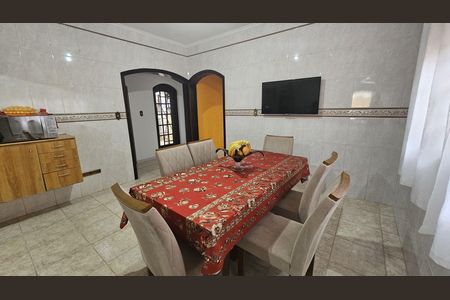 Casa para alugar com 350m², 3 quartos e 4 vagasSala de jantar
