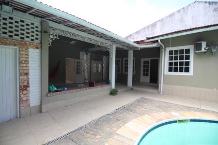 Casa de condomínio à venda com 360m², 4 quartos e 3 vagasVaranda